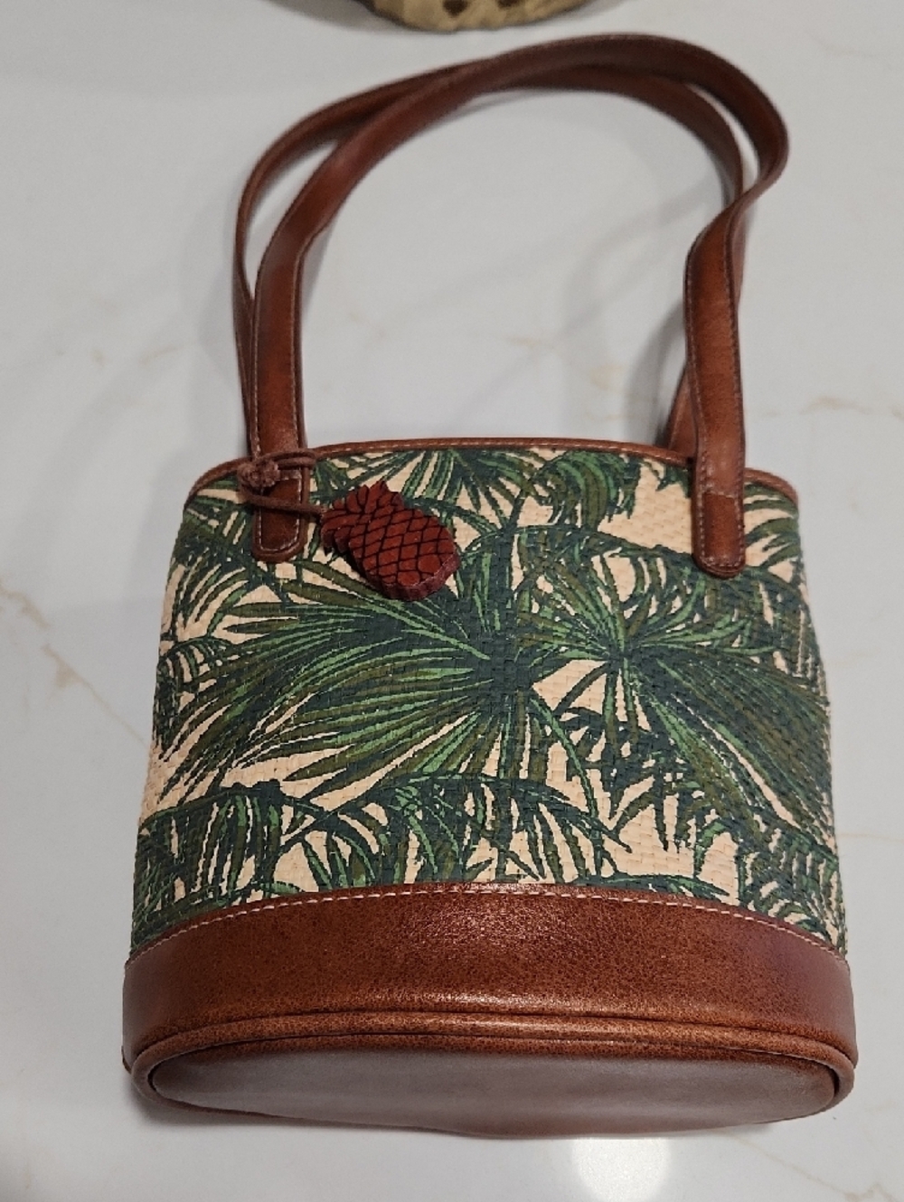 Liz Claiborne Green Palm Print Straw Shoulder Bag with Brown Trim - Picture 2 of 7